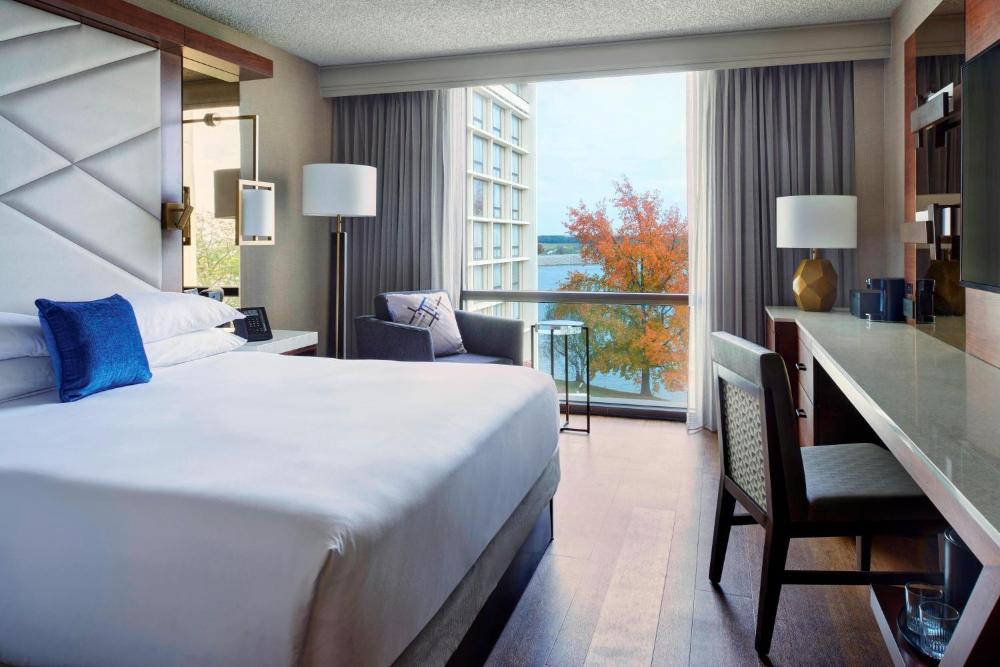 King or Double Room interior